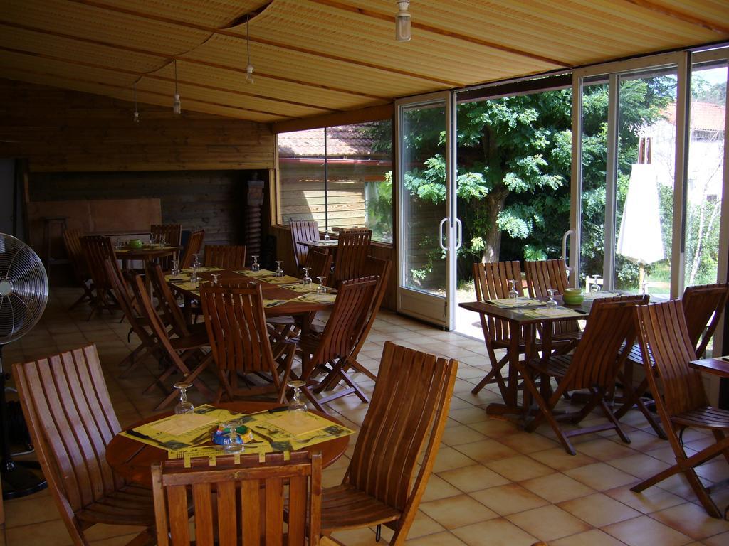 Hotel Saint Verny Villeneuve-d'Allier Экстерьер фото