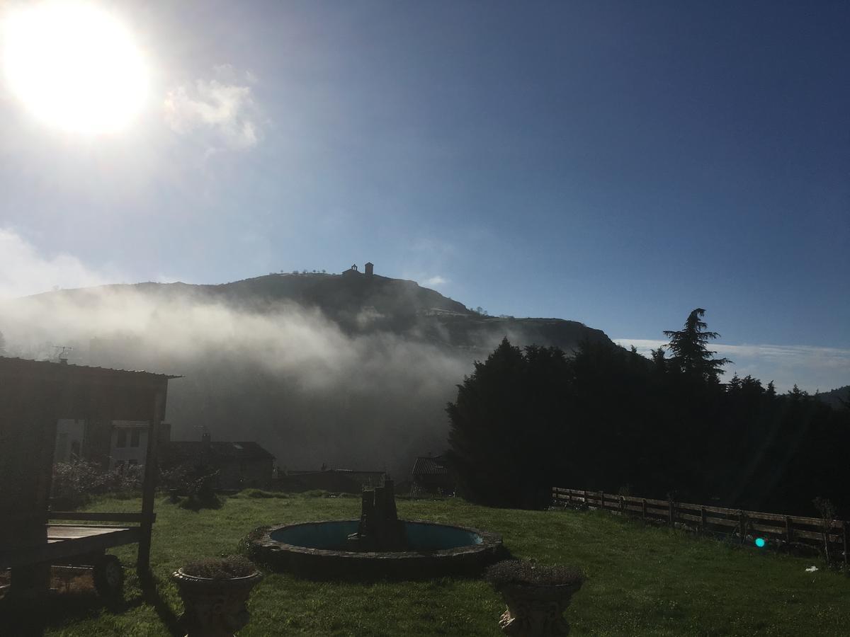 Hotel Saint Verny Villeneuve-d'Allier Экстерьер фото